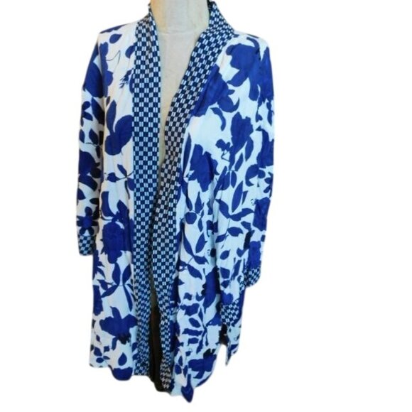 CAbi Size M/L Kimono Style Print Jacket/Top - Picture 2 of 3